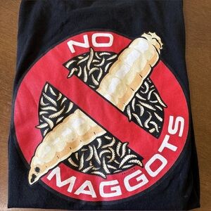 Santa Cruz NO MAGGOTS Black Skateboard T Shirt, Size Small